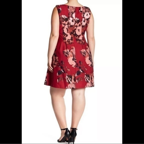 Taylor floral skater scuba dress size 14W - Picture 7 of 7